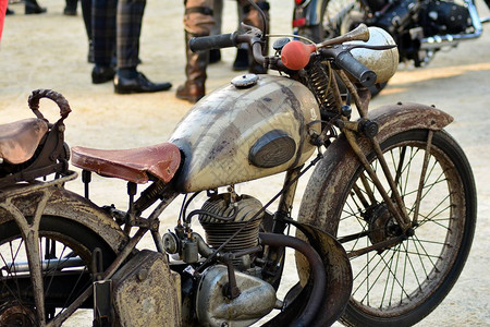 老式摩托车的背景图片