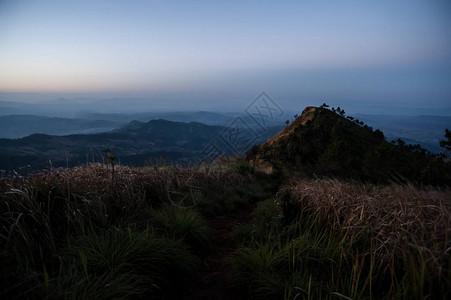 美丽的景色日落自然夕阳山背景图片