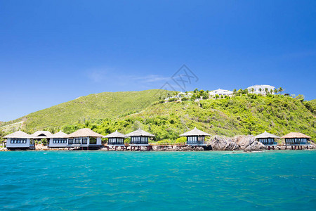 Vinpearl度假村位于HonTre岛上图片