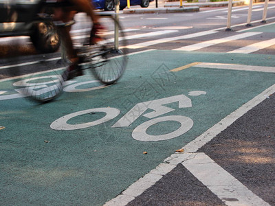纽约曼哈顿绿油漆灰尘自行车路图片