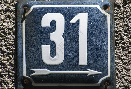 路牌号码牌号为31个封口的网状平方金属背景图片