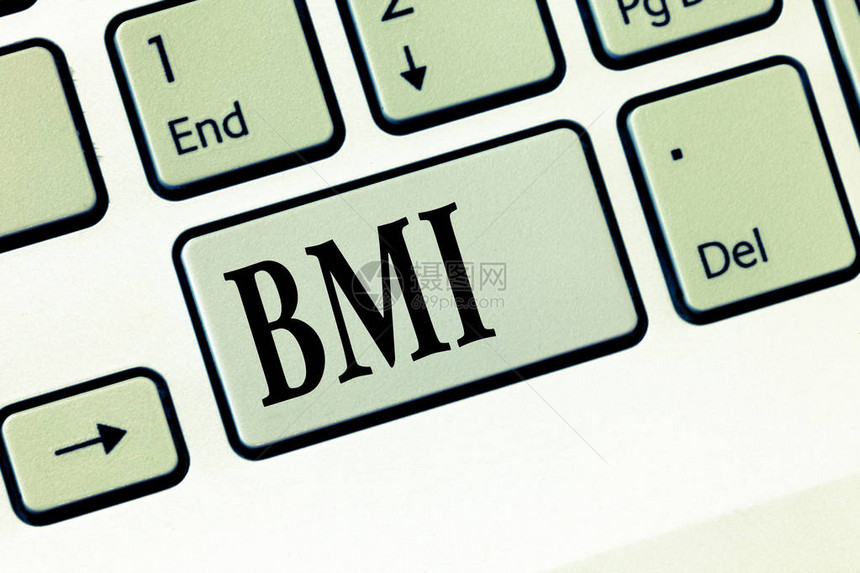 显示Bmi的文本符号概念照片根据体重和身高估计体图片