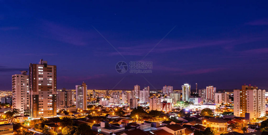 包鲁市全景圣保罗州内政部巴西图片