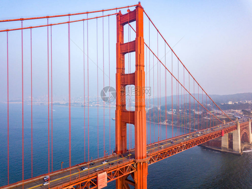 旧金山门大桥的空中景象美极图片
