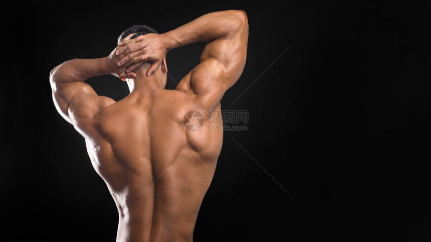年轻人的肌肉背部和感躯体完美的背图片