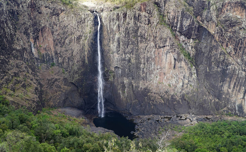 瓦拉曼瀑布是澳大利亚最高的永久单滴瀑布图片