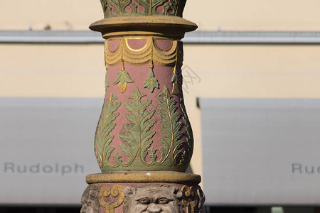 在德国南部古代城市古老的古典装饰品彩色是令人振奋的回想图片