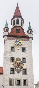 德国中央市广场Marienplatz上慕尼黑老城厅市政大楼的图片