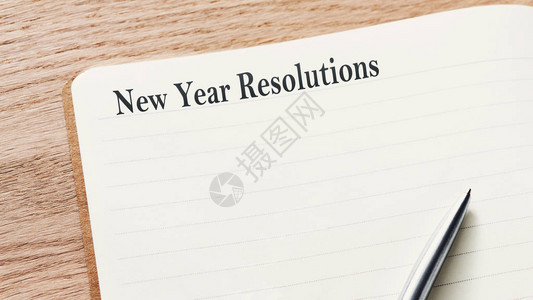 新年决议打开日记和笔并有图片