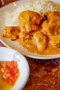 印度真品烹饪蒂卡马萨拉配有薄荷木薯和梅花香图片