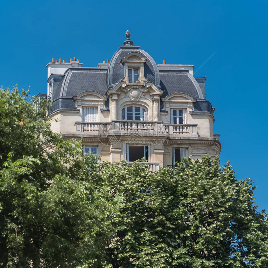 巴黎美丽的建筑典型的法国面图片