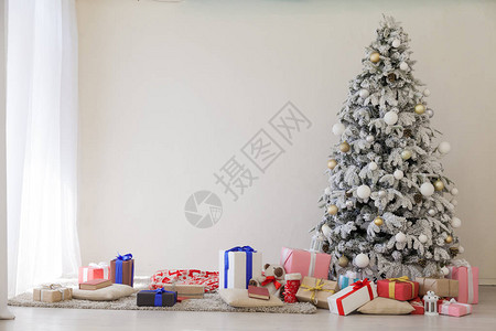 圣诞树冬季新年2019年装饰礼物冯图片