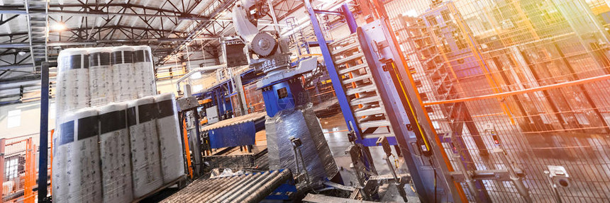 现代操作工厂设备装配线生产玻璃纤维重工机械金属加工车图片