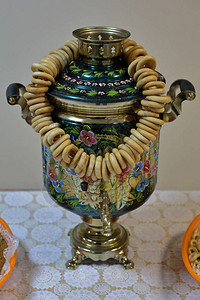用于开水和泡茶的装置俄罗斯传统桑莫瓦图片