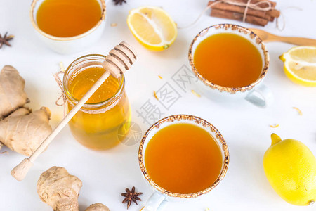 提高免疫力和治疗感冒的产品中的姜黄茶图片