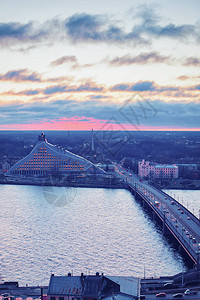 Akmens桥在里加Daugava图片