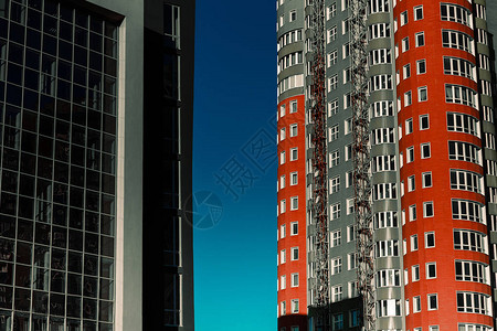 高楼现代建筑的法卡迪斯住宅和办公空图片