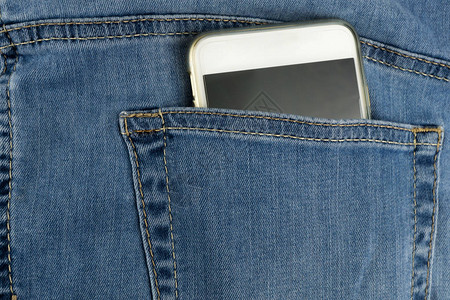 牛仔裤口袋里的手机图片