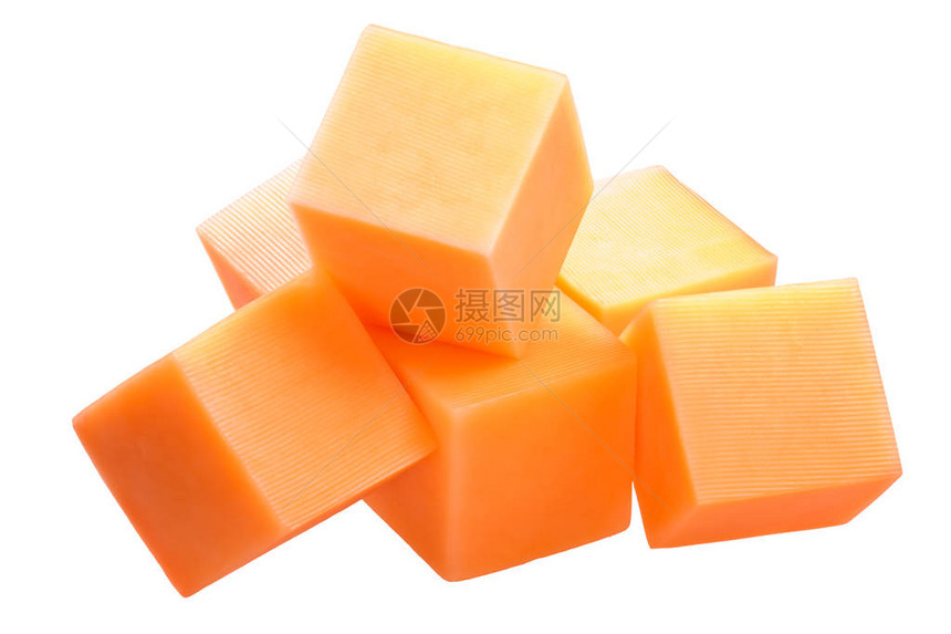 Cheddar奶酪立方堆积孤立在白色图片