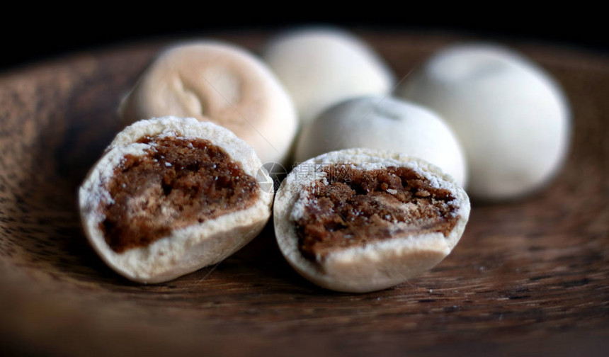 迷你诺比亚或米诺印尼红糖饼干来自印度尼西亚中爪哇省Banyumas图片