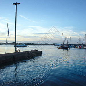 本岛港口和尚的码头日落图片