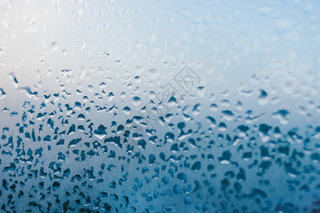 错误的玻璃背景冬季湿度强窗户上的家庭冷凝的水滴量背景图片