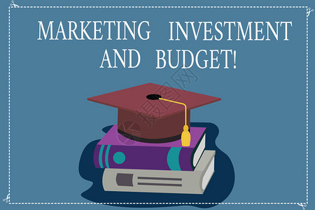 文字写作文本营销投资和预算投资广告促销的商业概念彩色毕业帽带流苏3D学术帽照背景图片