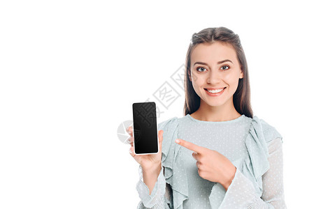 笑着女人的肖像显示智能手机用白色隔背景图片
