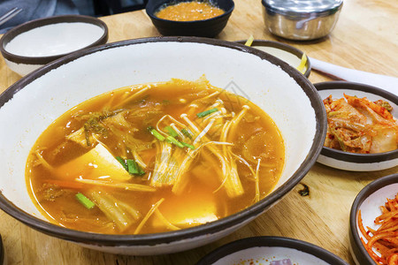 韩式汤配菜图片