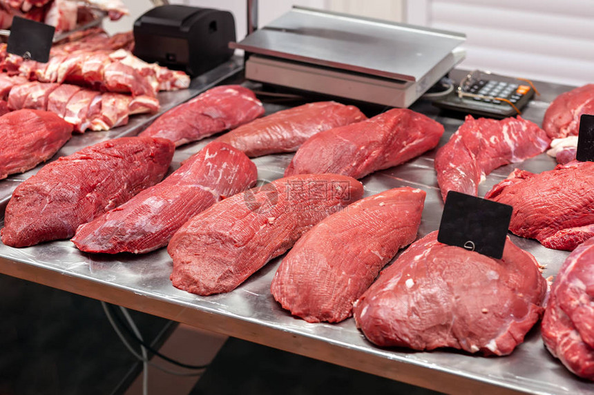 农户市场对生牛肉片类进行分类图片