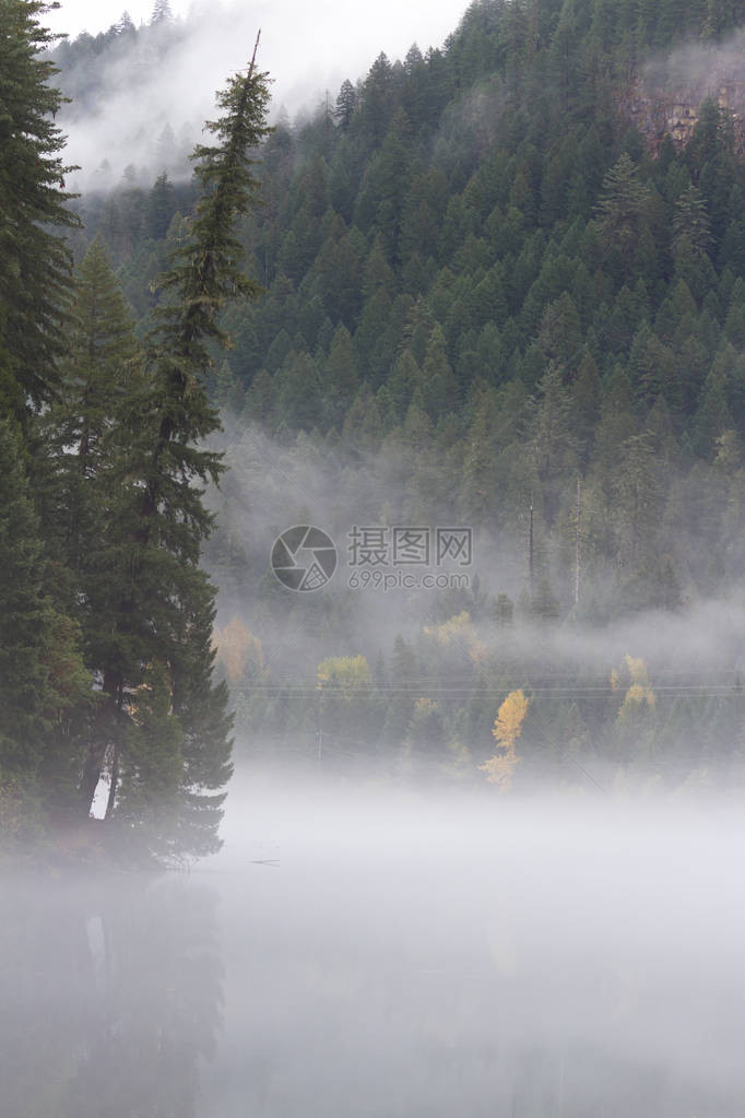 美丽的风景和秋色图片