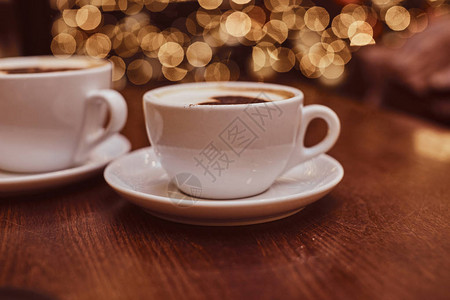 两杯咖啡热咖啡图片