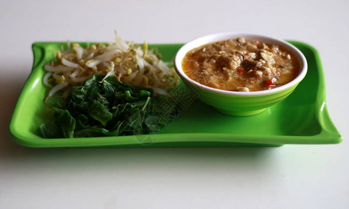 参巴汤是辣椰子酱中的坦佩图片