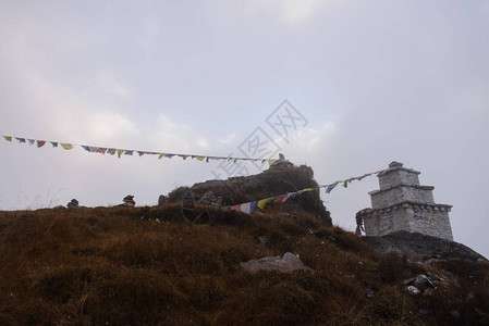 在尼泊尔喜马拉雅山徒步旅行图片