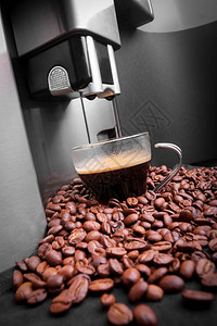 Espresso咖啡机制造咖啡图片
