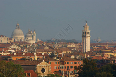 明日的威尼斯天线和背景图片