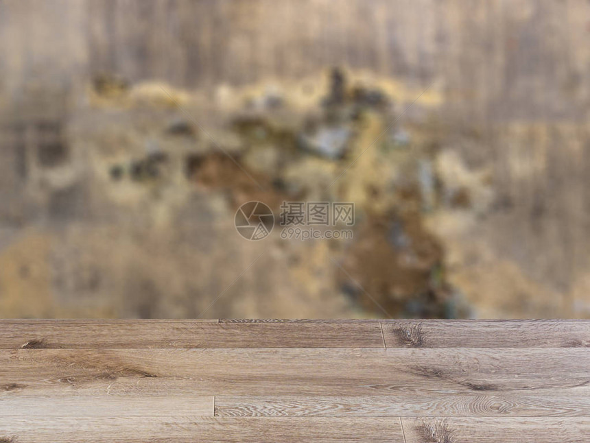 空白的木桌地板有裂缝的旧墙的纹理背景图片