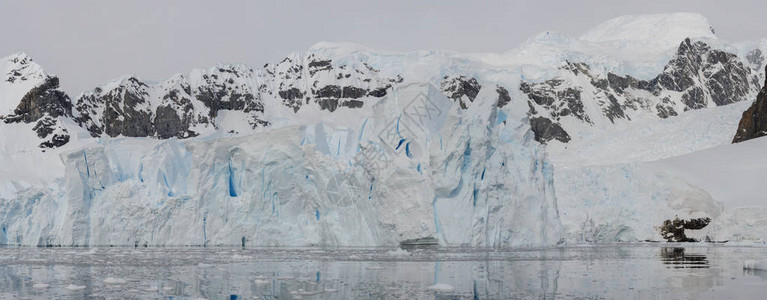 南极冰川景观图片