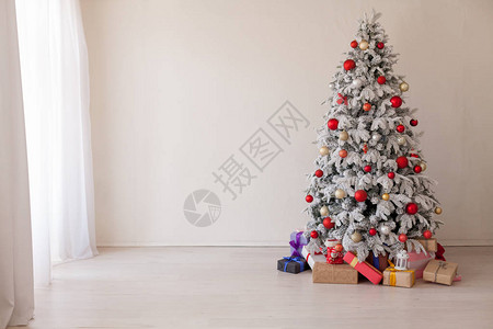 圣诞树屋内务节礼物冬季装饰背景图片