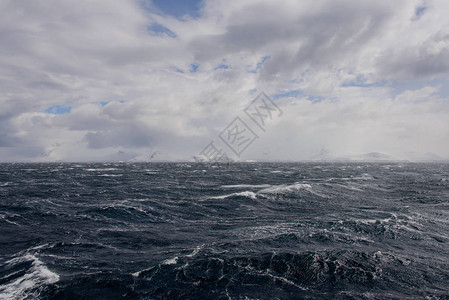 从海上看南极风景图片