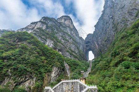 天门登山公园地貌景观图片