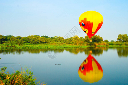 AyutthayaThailand的自然和蓝天背景图片