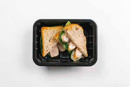 白底箱盒装健康鸡三明治的恰当营养最佳景点以图片