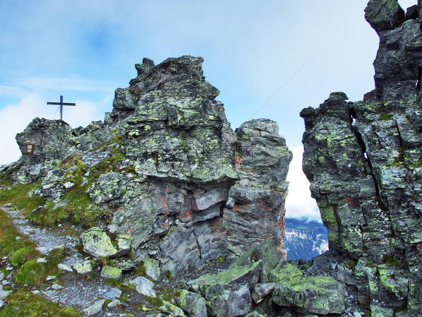 查看山体格拉鲁斯阿尔卑斯山的霍赫瓦特峰图片