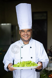 快乐的东南亚厨师图片