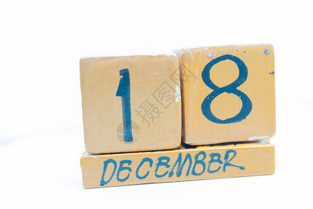 12月18日每月第18天木制背景日历图片