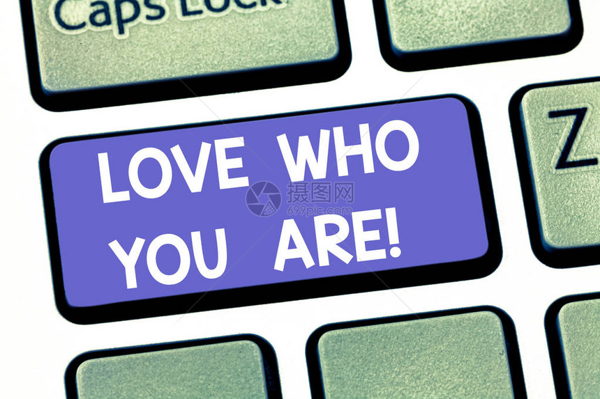 手写文字写爱你是谁概念意义表达情感分析感受和积极情绪键盘意图创建计算机消图片