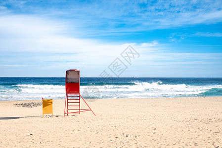 沙滩和蓝天大韩民国江原道海滩图片
