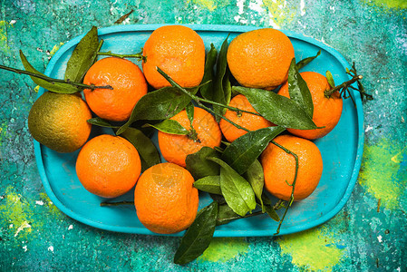 市场销售新鲜的柑橘或图片