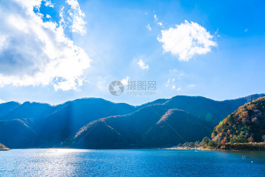 日本山桥秋季天川口子湖周围美图片